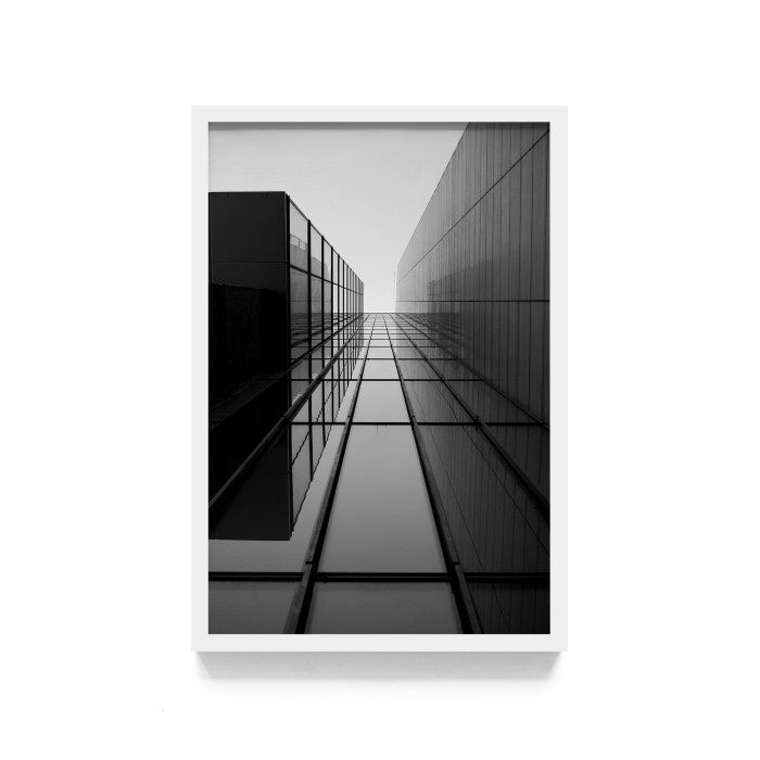 Poster Gedung Hitam Putih Wall Decor Monochrome Architecture Art Print, Frame Natural - Hiasan Dinding Minimalis dengan Sentuhan Monokrom dan Arsitektur Modern