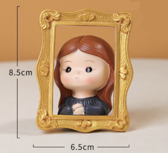 Pajangan Monalisa Small Ornament - Home Decor Minimalis untuk Hiasan Rumah, Ruang Tamu, atau Kamar dengan Sentuhan Seni