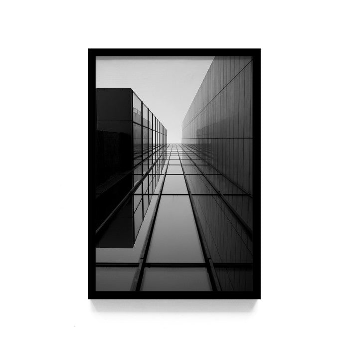 Poster Gedung Hitam Putih Wall Decor Monochrome Architecture Art Print, Frame Natural - Hiasan Dinding Minimalis dengan Sentuhan Monokrom dan Arsitektur Modern