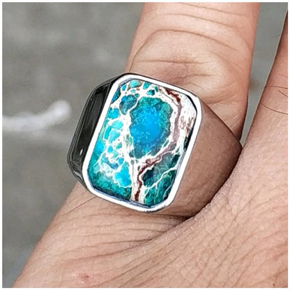 Cincin Batu Akik Natural Pirus Biru Minimalis Octagon Titanium Silver - Cincin Eksklusif dengan Batu Akik Pirus Biru Asli dan Desain Modern