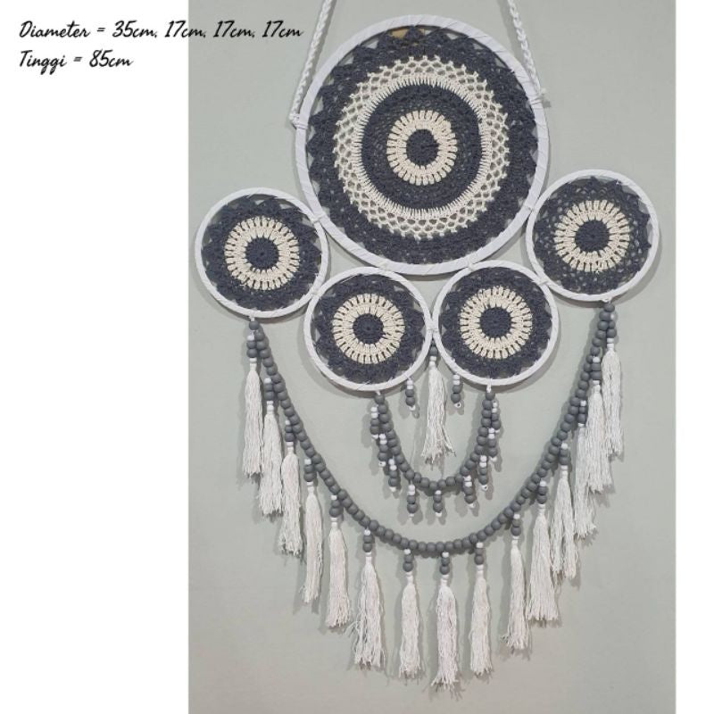 Wall Decor Hiasan Dinding Dream Catcher Macrame Sedang, Macrame Dreamcatcher Hiasan Rumah untuk Sentuhan Bohemian dan Estetik di Interior Anda