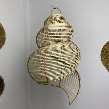 Kap Lampu Rotan / Lampion Rotan Gantung - Desain Unik dan Estetik dengan Sentuhan Alam untuk Menerangi Ruangan Anda