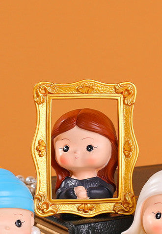 Pajangan Monalisa Small Ornament - Home Decor Minimalis untuk Hiasan Rumah, Ruang Tamu, atau Kamar dengan Sentuhan Seni