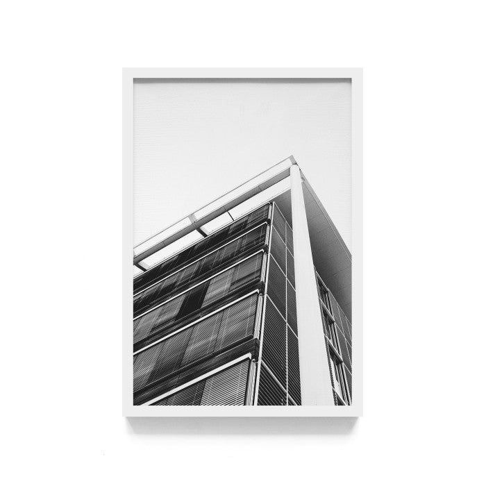 Poster Gedung Hitam Putih Wall Decor Monochrome Architecture Art Print, Frame Natural - Hiasan Dinding Minimalis dengan Sentuhan Monokrom dan Arsitektur Modern