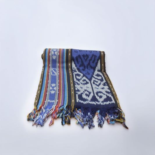 Kain Tenun Ikat Blanket Etnik Lombok - Kain Tradisional Etnik dengan Motif Khas Lombok untuk Dekorasi Rumah dan Pakaian