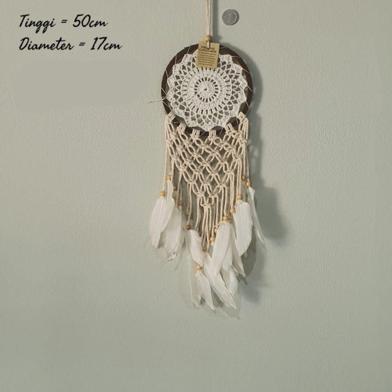 Wall Decor Hiasan Dinding Dream Catcher Macrame Sedang, Macrame Dreamcatcher Hiasan Rumah untuk Sentuhan Bohemian dan Estetik di Interior Anda