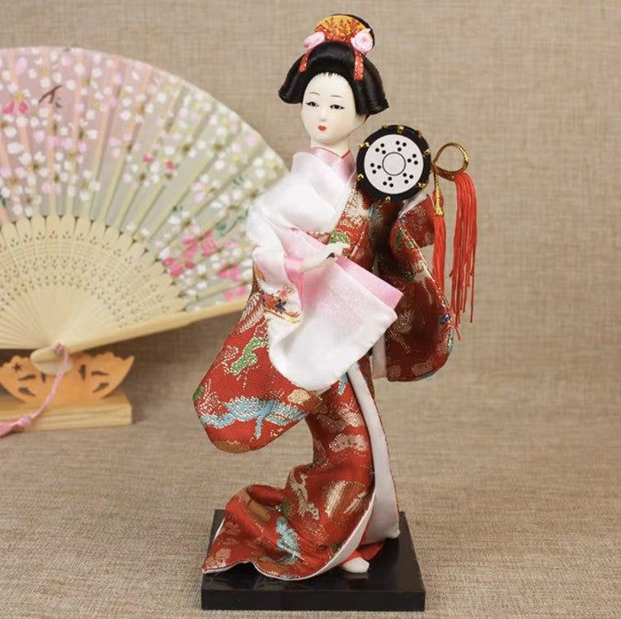 Patung Pajangan Boneka Geisha Jepang - Hiasan Dekorasi Elegan untuk Rumah, Kamar, atau Kantor, Koleksi Budaya Jepang yang Indah dan Artistik