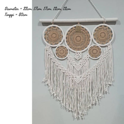 Wall Decor Hiasan Dinding Dream Catcher Macrame Sedang, Macrame Dreamcatcher Hiasan Rumah untuk Sentuhan Bohemian dan Estetik di Interior Anda