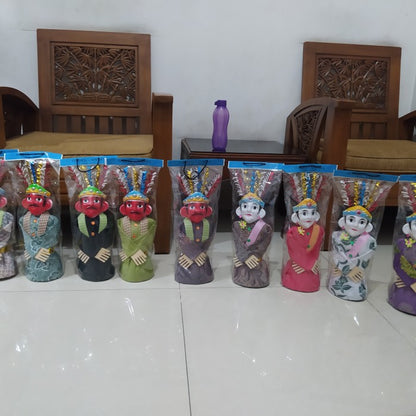 Ondel-Ondel Boneka Sepasang - Boneka Tradisional Betawi dengan Desain Unik, Cocok untuk Dekorasi Rumah atau Souvenir