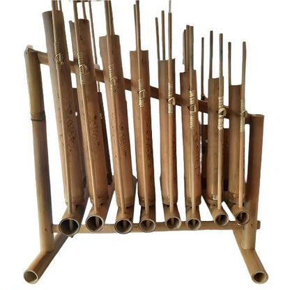 Angklung Bambu Kerajinan Tangan - Alat Musik Tradisional Indonesia dengan Suara Khas, Cocok untuk Koleksi dan Pertunjukan Budaya