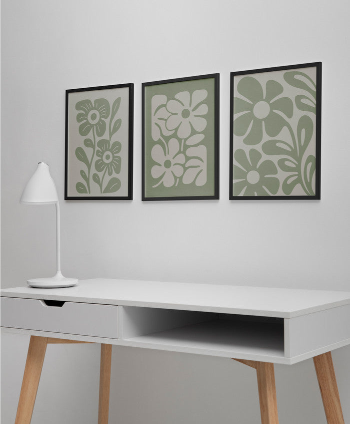 Art Print Minimalis Floral Design - Hiasan Dinding Bunga Warna Hijau dengan Frame Kayu Natural untuk Dekorasi Elegan dan Modern