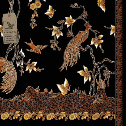 Kain Batik Motif Burung Unik Elegan - Pilihan Tepat untuk Gaya Tradisional dan Modern yang Mewah