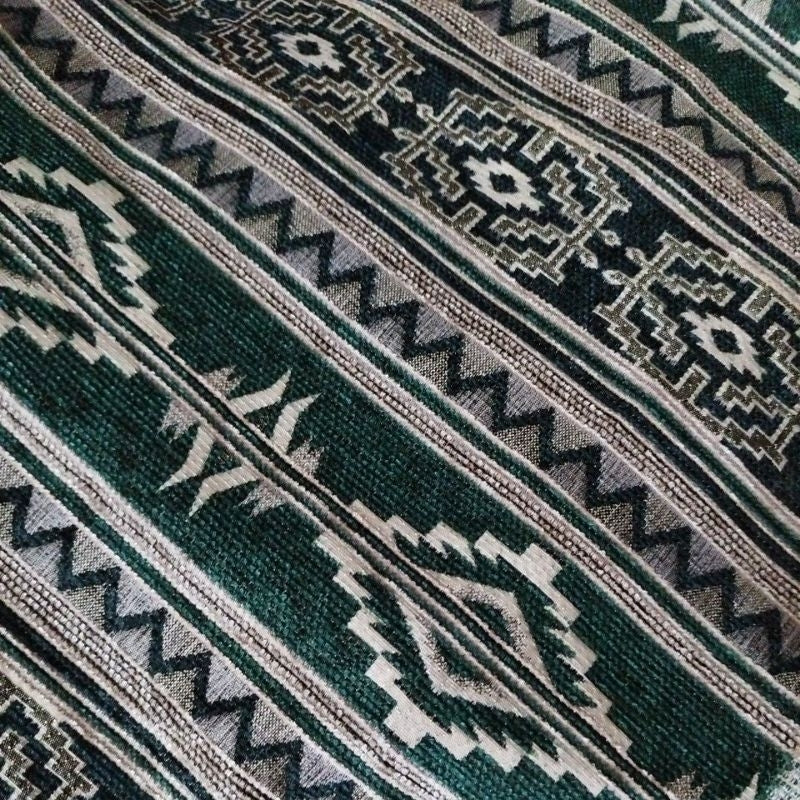 Table Runner Taplak Meja Tamu & Meja Makan Motif Tenun, Dekorasi Meja Etnik Khas Indonesia untuk Ruang Tamu dan Makan