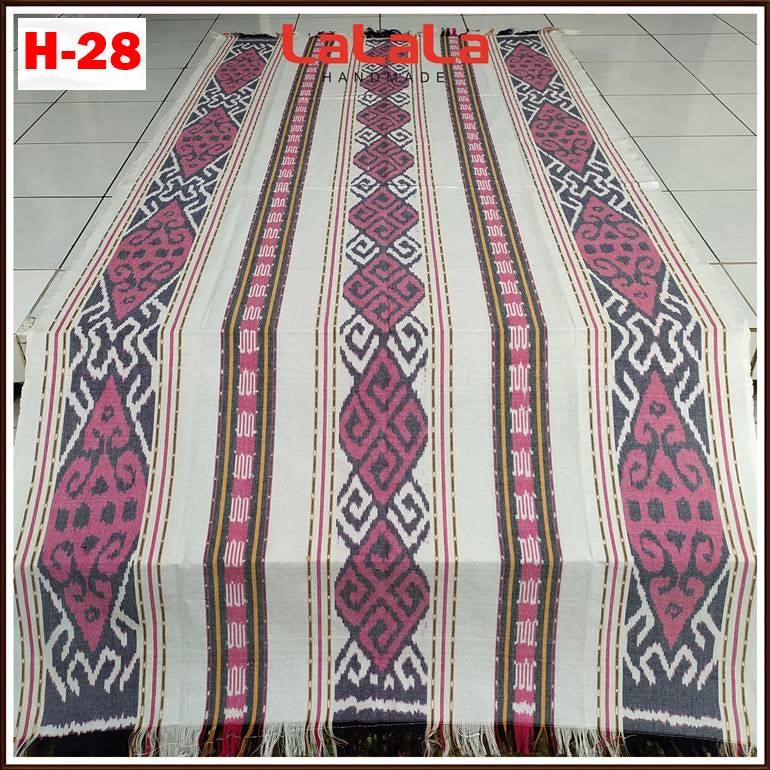 Tenun Ikat Blanket Etnik Toraja, Papua, Sumba, Troso, Bali, Jepara, dan Lombok, Kain Tradisional Handmade Berkualitas