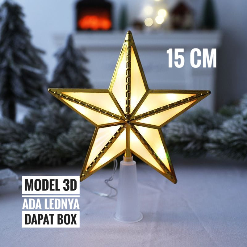 Hiasan Pohon Natal Besar dengan Aksesoris Top, Lampu Gantungan, Lonceng, Santa Claus, dan Salju - Dekorasi Natal Indah untuk Menciptakan Nuansa Merry Christmas di Rumah