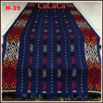 Kain Tenun Ikat Blanket Etnik Asli Motif Sumba NTT, Asmat, Lombok, Papua, Dayak, Toraja, Bali, Jepara Khas Indonesia, Handmade untuk Dekorasi dan Fashion