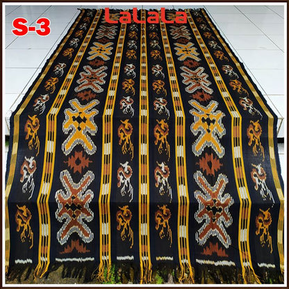 Tenun Ikat Blanket Etnik Sumba, Papua, Bali, Lombok, NTT, Toraja, Flores, Dayak, Jepara - Keindahan Budaya Nusantara dalam Setiap Helai Kain