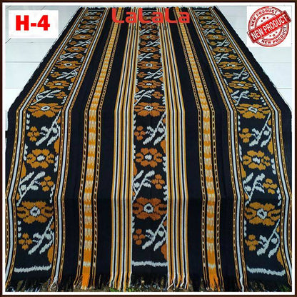 Tenun Ikat Blanket Etnik Sumba, Papua, Bali, Lombok, NTT, Toraja, Flores, Dayak, Jepara - Keindahan Budaya Nusantara dalam Setiap Helai Kain