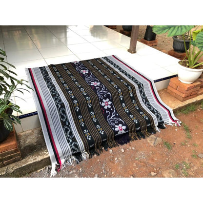 Kain Tenun Ikat Blanket Etnik Motif Khas Lombok, Sumba, Toraja, Flores NTT, dan Jepara - Kain Tradisional untuk Dekorasi Rumah atau Pakaian Etnik