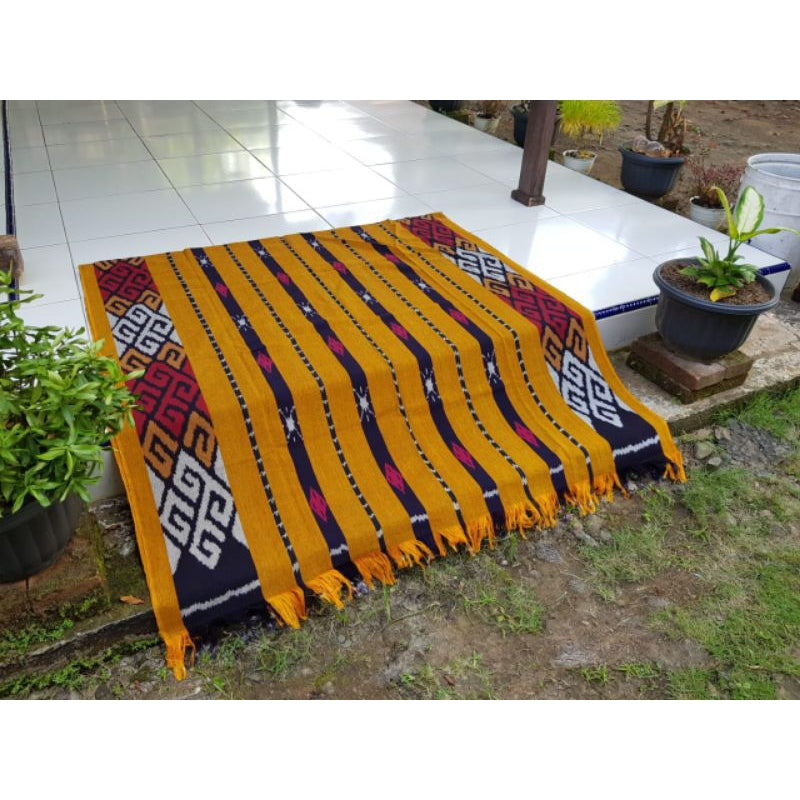 Kain Tenun Ikat Blanket Etnik Motif Khas Lombok, Sumba, Toraja, Flores NTT, dan Jepara - Kain Tradisional untuk Dekorasi Rumah atau Pakaian Etnik