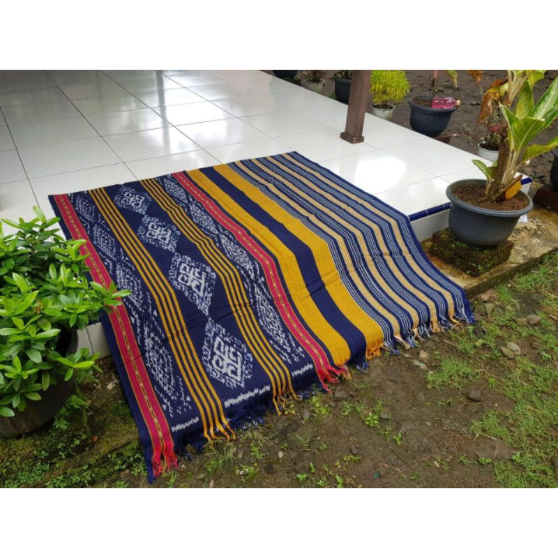 Kain Tenun Ikat Blanket Etnik Motif Khas Lombok, Sumba, Toraja, Flores NTT, dan Jepara - Kain Tradisional untuk Dekorasi Rumah atau Pakaian Etnik