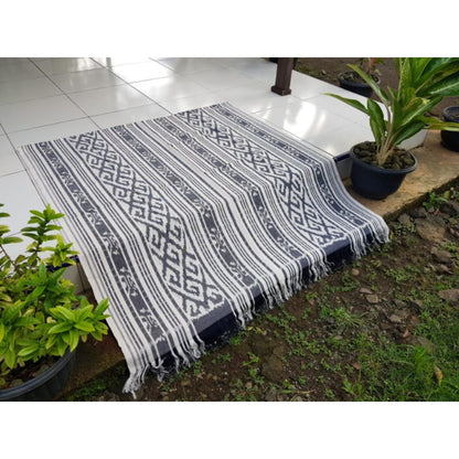 Kain Tenun Ikat Blanket Etnik Motif Khas Lombok, Sumba, Toraja, Flores NTT, dan Jepara - Kain Tradisional untuk Dekorasi Rumah atau Pakaian Etnik