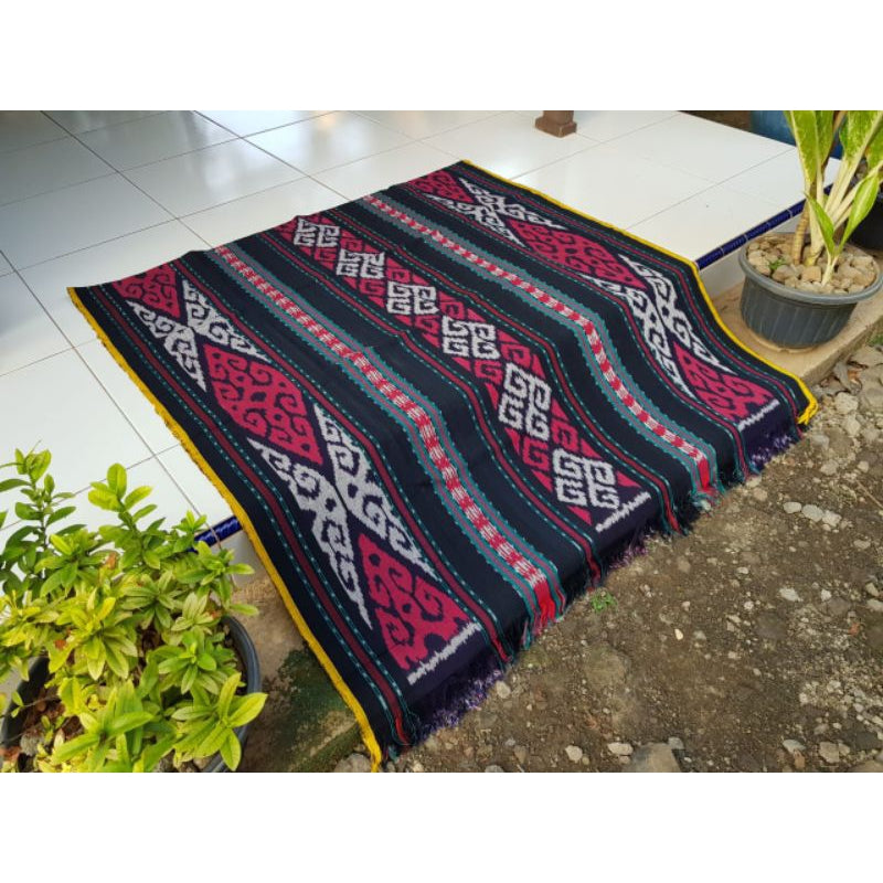 Kain Tenun Ikat Blanket Etnik Motif Khas Lombok, Sumba, Toraja, Flores NTT, dan Jepara - Kain Tradisional untuk Dekorasi Rumah atau Pakaian Etnik