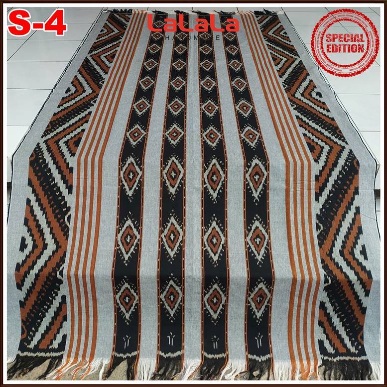 Tenun Ikat Blanket Etnik Sumba, Papua, Bali, Lombok, NTT, Toraja, Flores, Dayak, Jepara - Keindahan Budaya Nusantara dalam Setiap Helai Kain