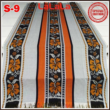 Kain Ikat Blanket Etnik Troso Jepara Indonesia, Karya Seni Tradisional Handmade untuk Dekorasi dan Koleksi