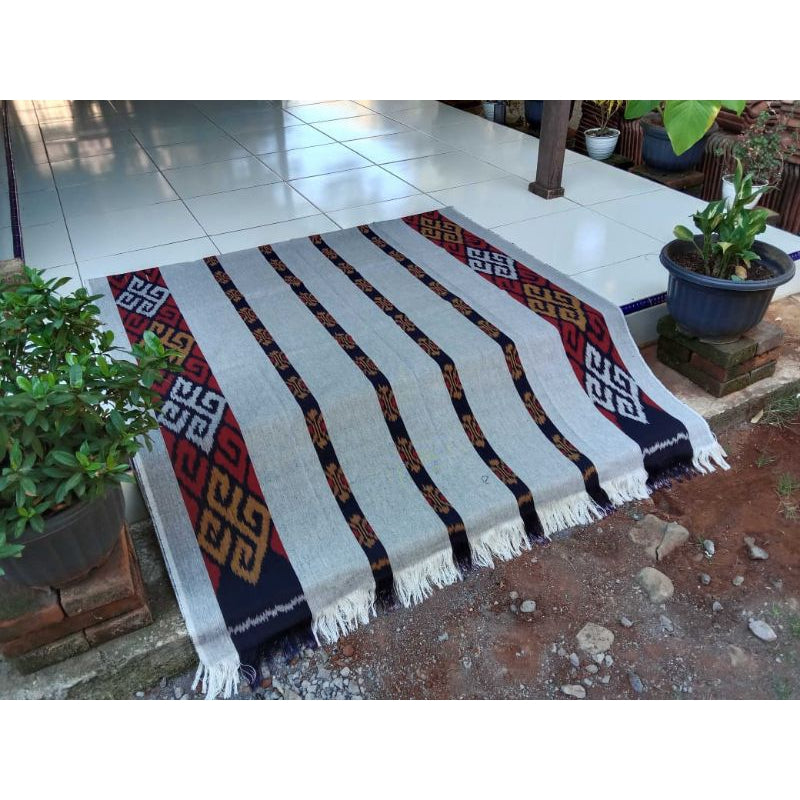 Kain Tenun Ikat Blanket Etnik Motif Khas Lombok, Sumba, Toraja, Flores NTT, dan Jepara - Kain Tradisional untuk Dekorasi Rumah atau Pakaian Etnik