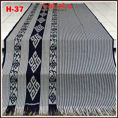 Kain Tenun Ikat Blanket Etnik Asli Motif Sumba NTT, Asmat, Lombok, Papua, Dayak, Toraja, Bali, Jepara Khas Indonesia, Handmade untuk Dekorasi dan Fashion