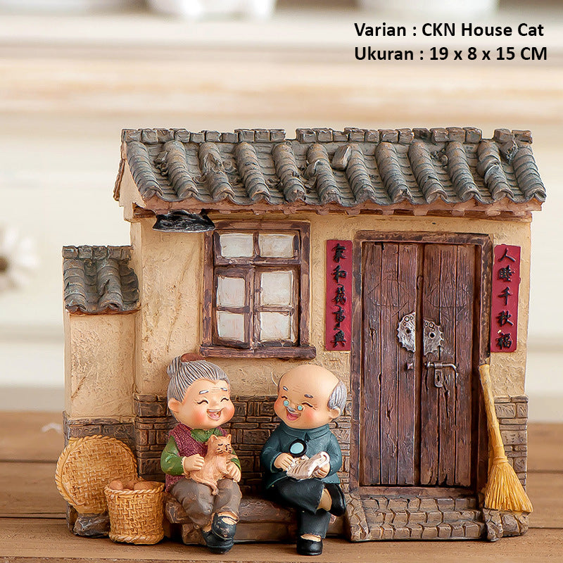 Dekorasi Pajangan Nenek Kakek Couple Bahan Resin - Miniatur Kakek Nenek Figure Pasangan yang Lucu dan Unik, Cocok untuk Pajangan Rumah