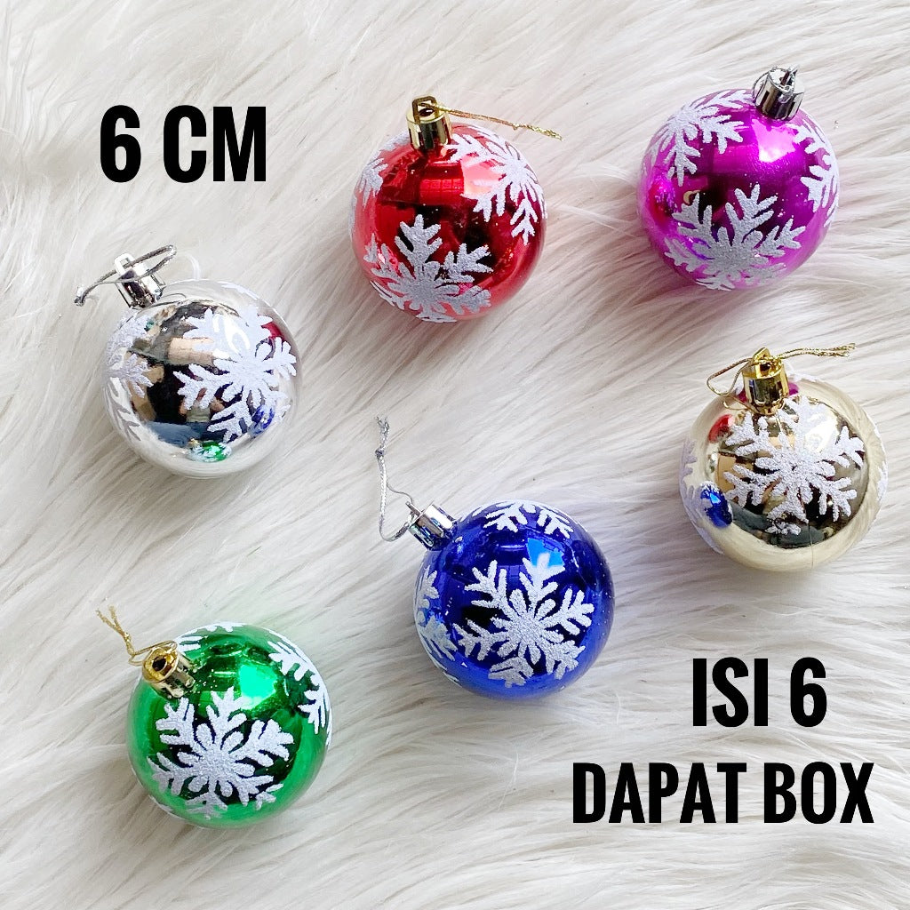 Hiasan Aksesoris Bola Natal Ornamen Gantungan untuk Pohon Natal - Dekorasi Xmas Unik dan Elegan, Cocok untuk Menambah Keindahan Natal Anda