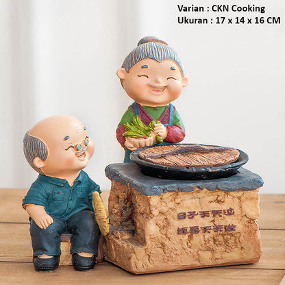 Dekorasi Pajangan Nenek Kakek Couple Bahan Resin - Miniatur Kakek Nenek Figure Pasangan yang Lucu dan Unik, Cocok untuk Pajangan Rumah