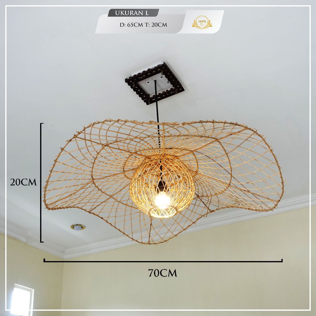 Kap Lampu Rotan Gantung - Hiasan Estetik untuk Cafe, Rumah, Hotel, dan Tempat Umum dengan Desain Unik dan Alamiah