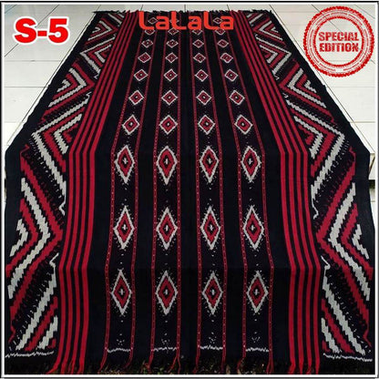 Tenun Ikat Blanket Etnik Sumba, Papua, Bali, Lombok, NTT, Toraja, Flores, Dayak, Jepara - Keindahan Budaya Nusantara dalam Setiap Helai Kain