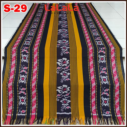 Kain Tenun Ikat Blanket Etnik Troso Jepara Khas Indonesia, Produk Tradisional Handmade Berkualitas untuk Dekorasi dan Fashion